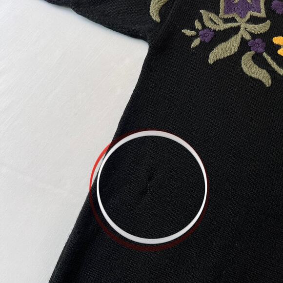 Abercrombie & Fitch Vintage Wool Sweater Embroidered Floral Black Size Small - Picture 7 of 7